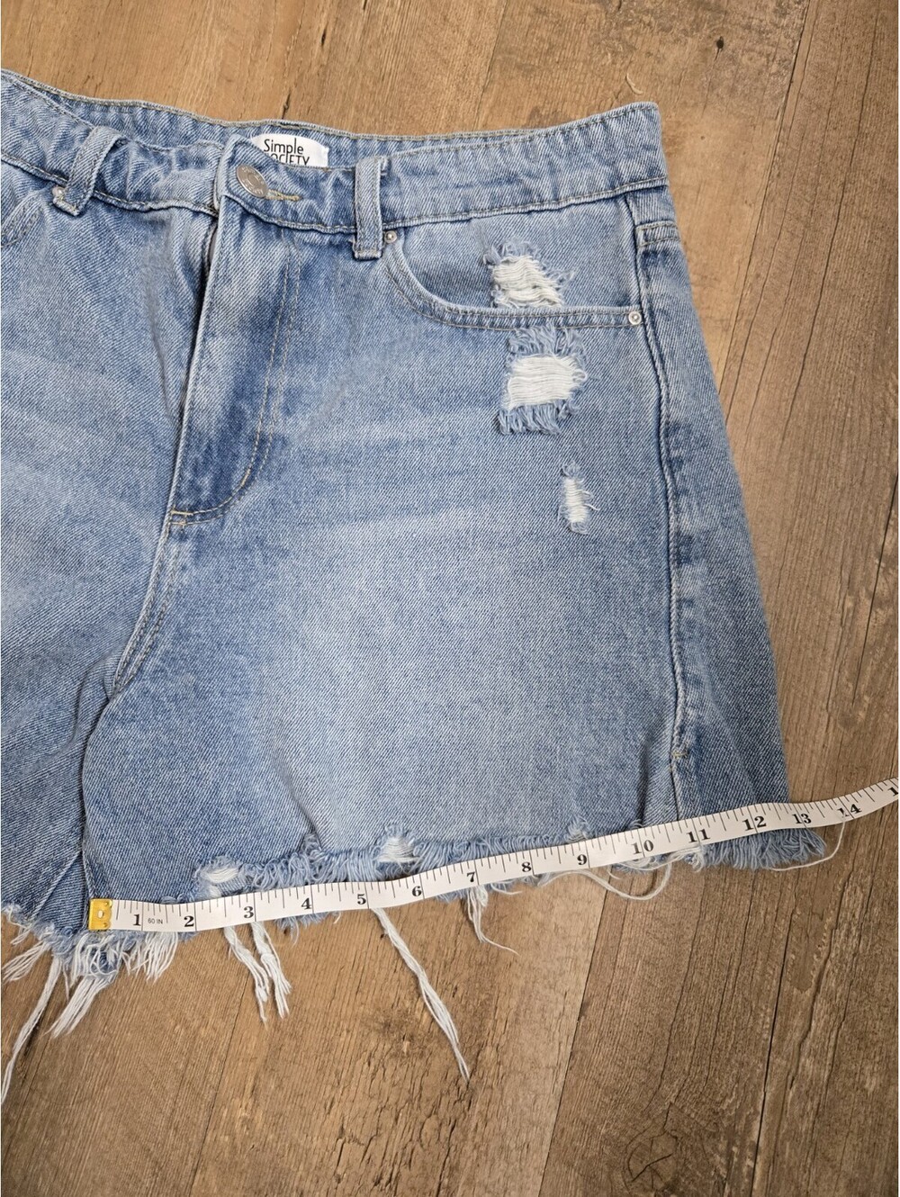 Simple Society Distressed High-Waisted Denim Jean Shorts - Size 9/29 - Picture 12 of 15